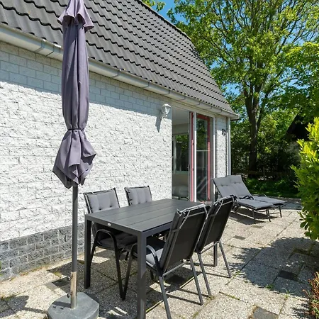 بيت للعطل St Maartenszee Near