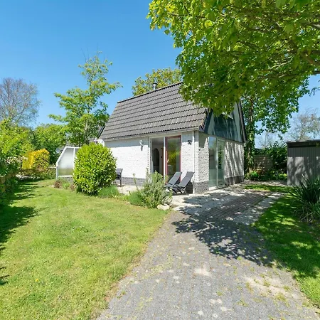 بيت للعطل St Maartenszee Near *