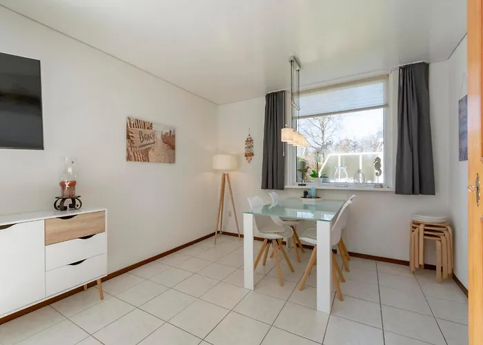 St Maartenszee Near Nyaraló