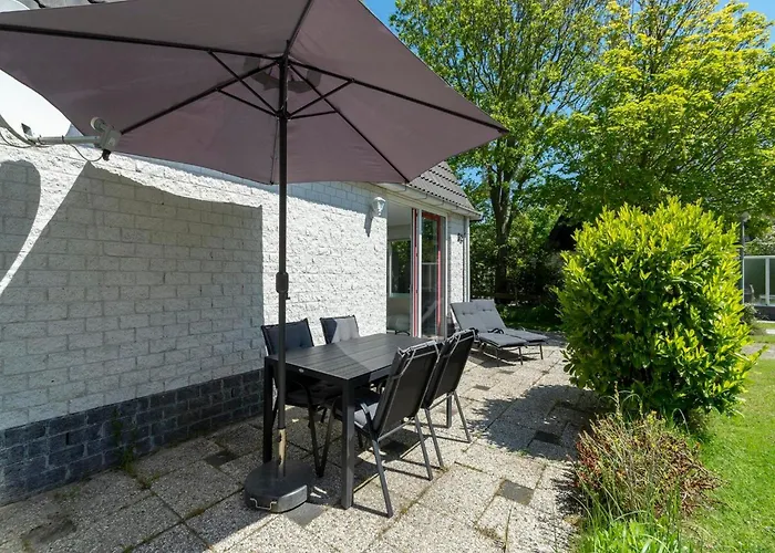 St Maartenszee Near Nyaraló