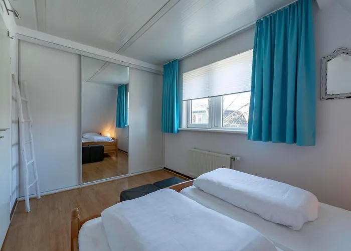 Nyaraló St Maartenszee Near Sint Maartensvlotbrug